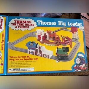 NEW! Vintage Thomas Big Loader 1997 Thomas The Engine & Friends Train Set